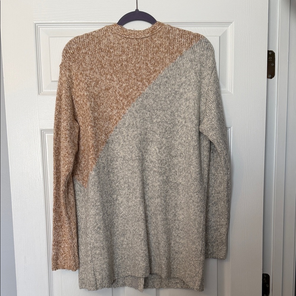 CAbi Women's Gray and Tan Cardigan - Picture 3 of 3